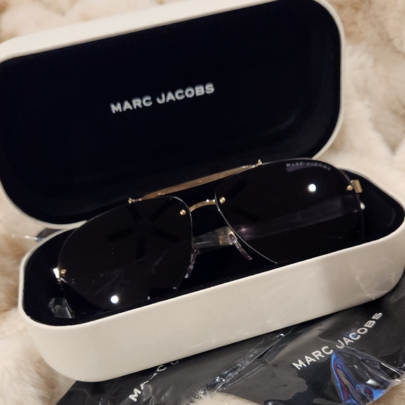 New!! MARC JACOBS- 317/S Sunglasses Gold Grey (90) / Dark Grey Gradient - Picture 6 of 7